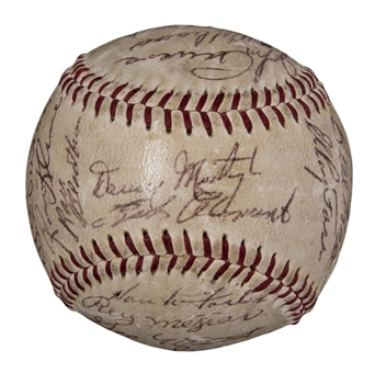 1958 Pittsburgh Pirates Team Signed ONL Giles Baseball With 29 Signatures Including Clemente, Mazeroski & Murtaugh (Beckett)